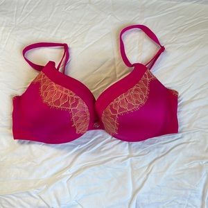 Victoria’s secret push up bra 32 D